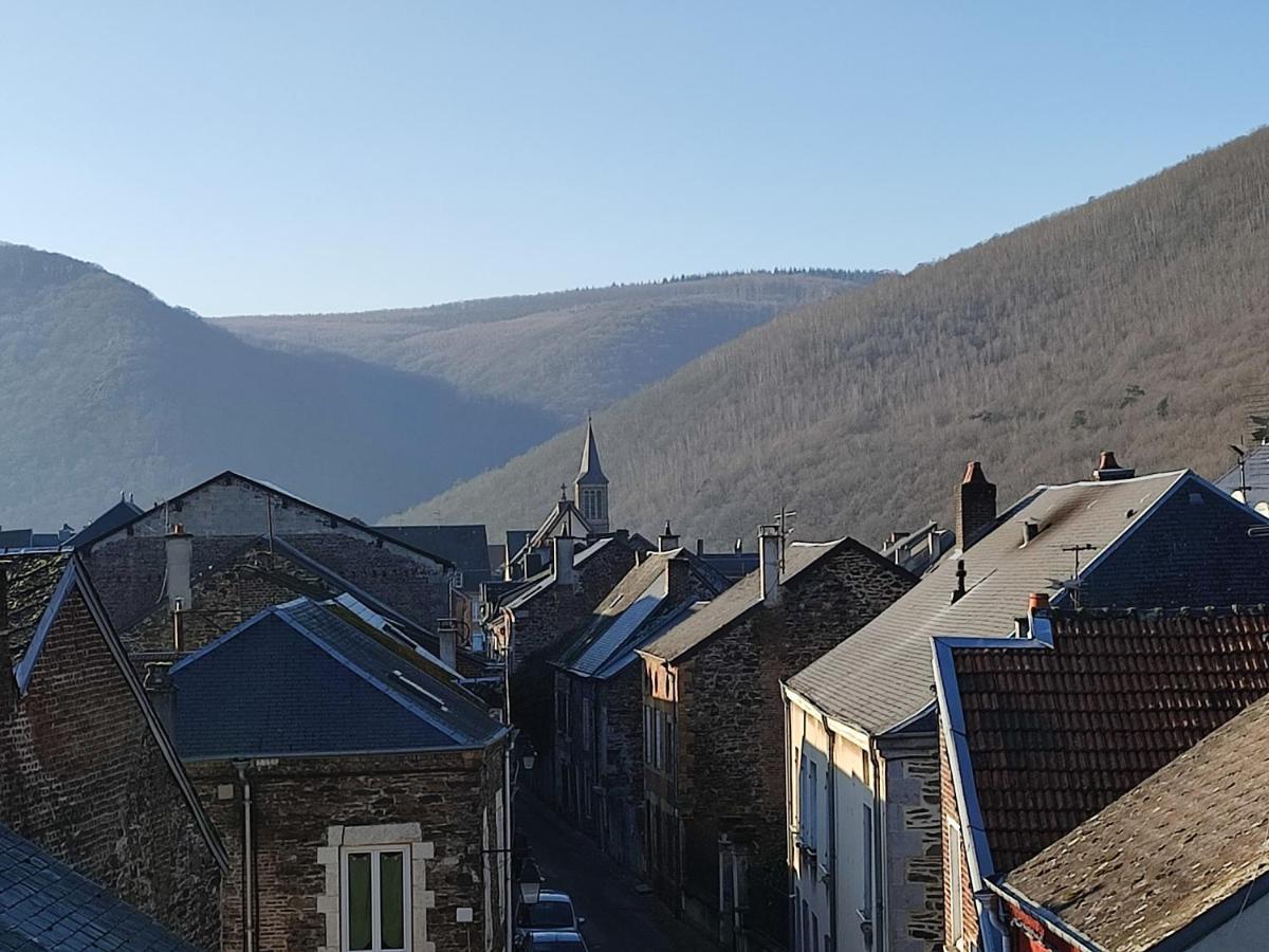 Entre Meuse et forêt Revin  Exterior foto