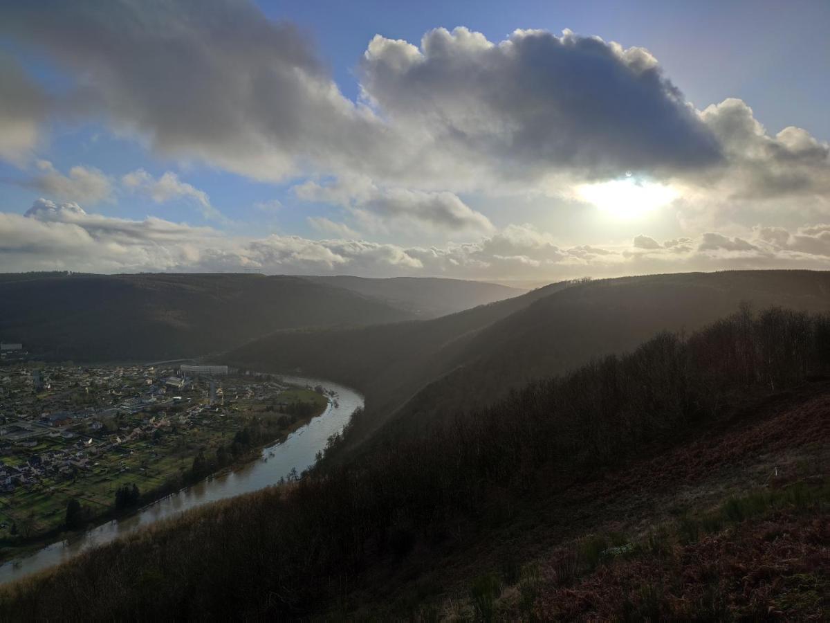 Entre Meuse et forêt Revin  Exterior foto