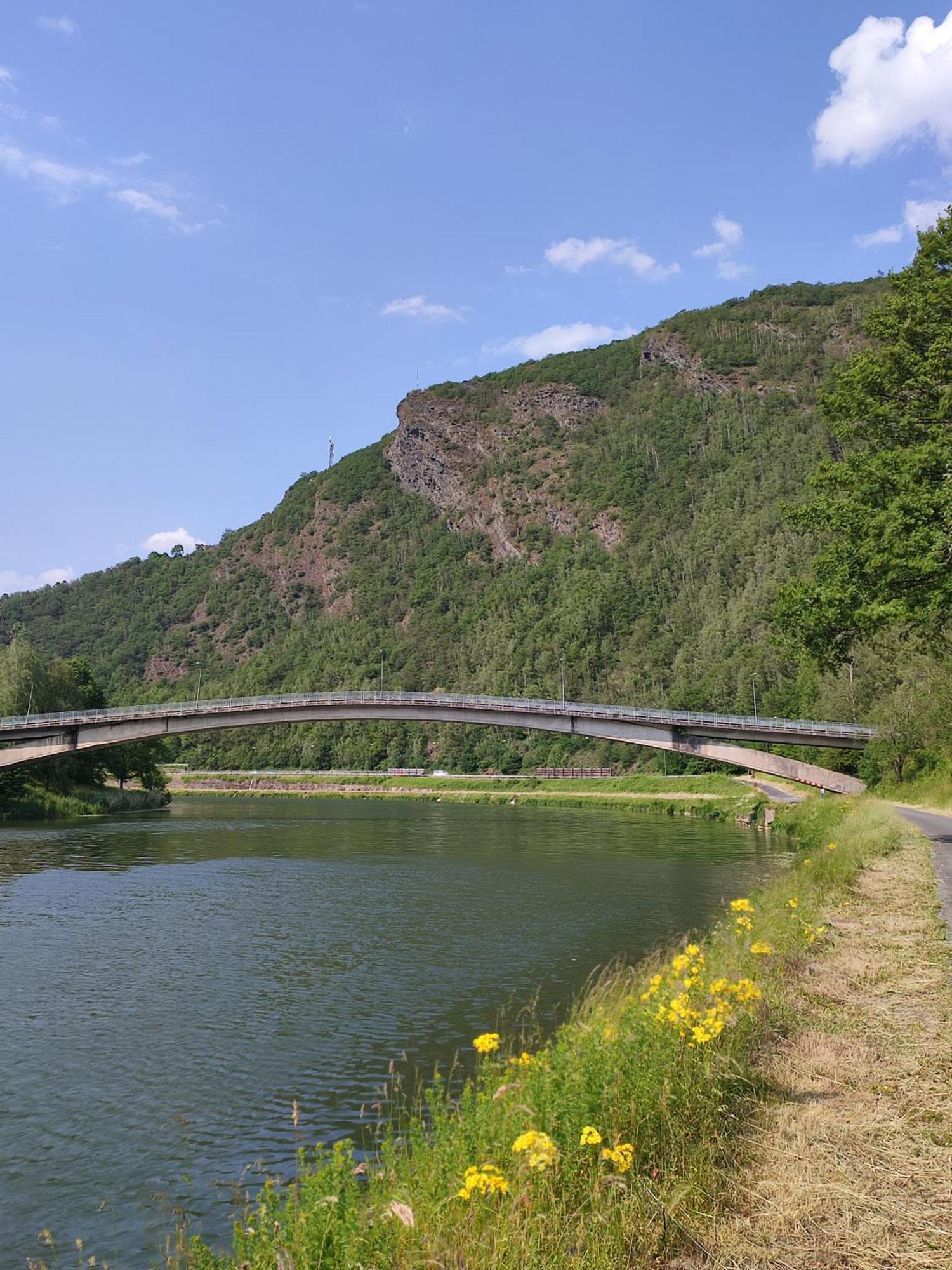 Entre Meuse et forêt Revin  Exterior foto